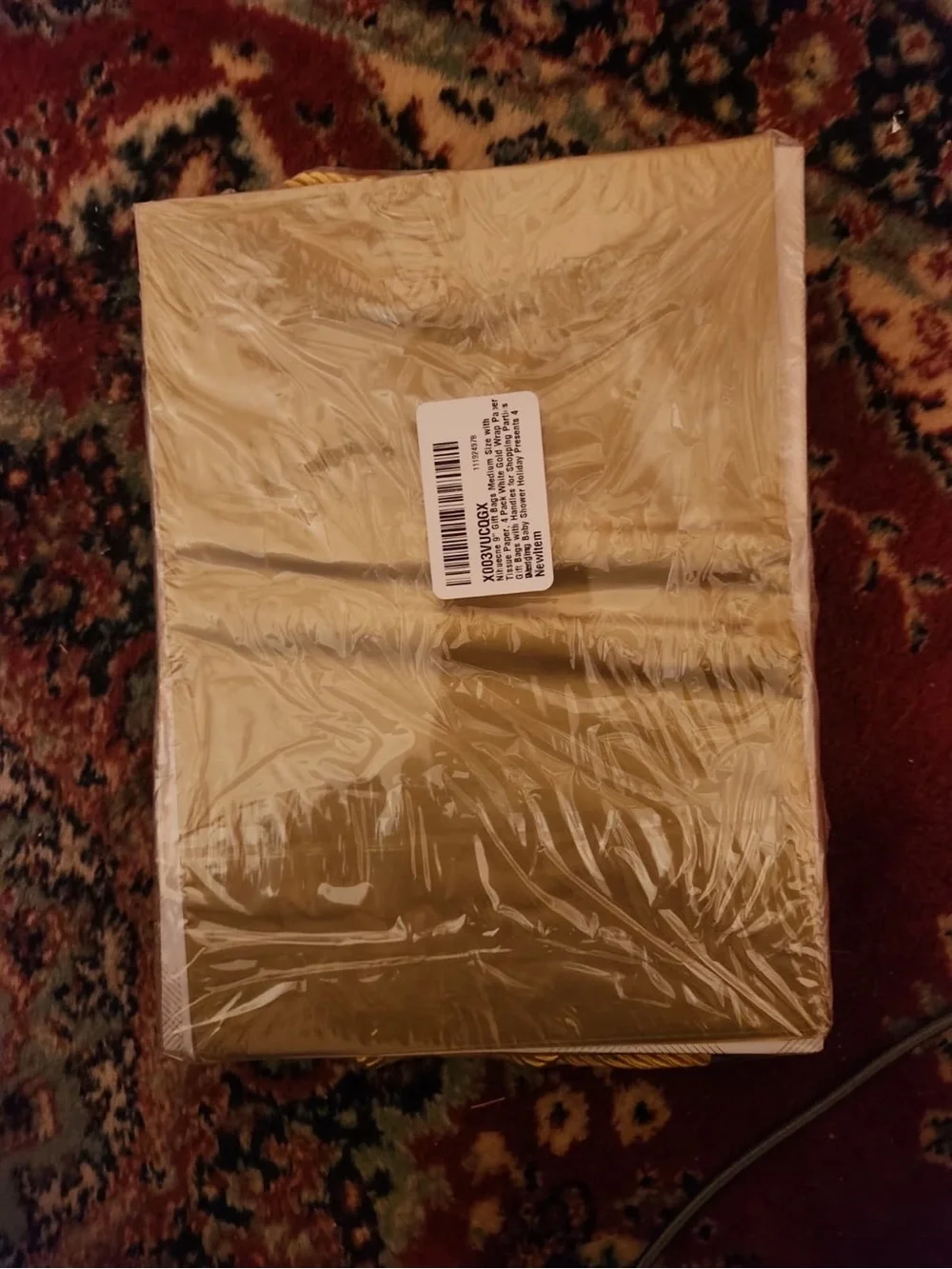 White & Gold Paper Gift Bag Polka Dots Theme Rope Handles All Occasions 4 bags